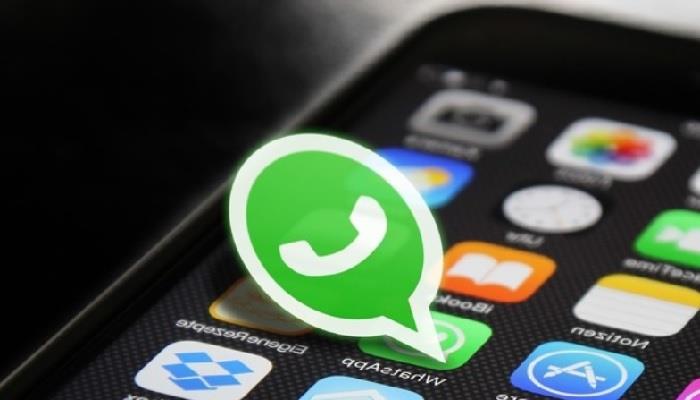 Въезжая в Китай придётся показать переписку WhatsApp